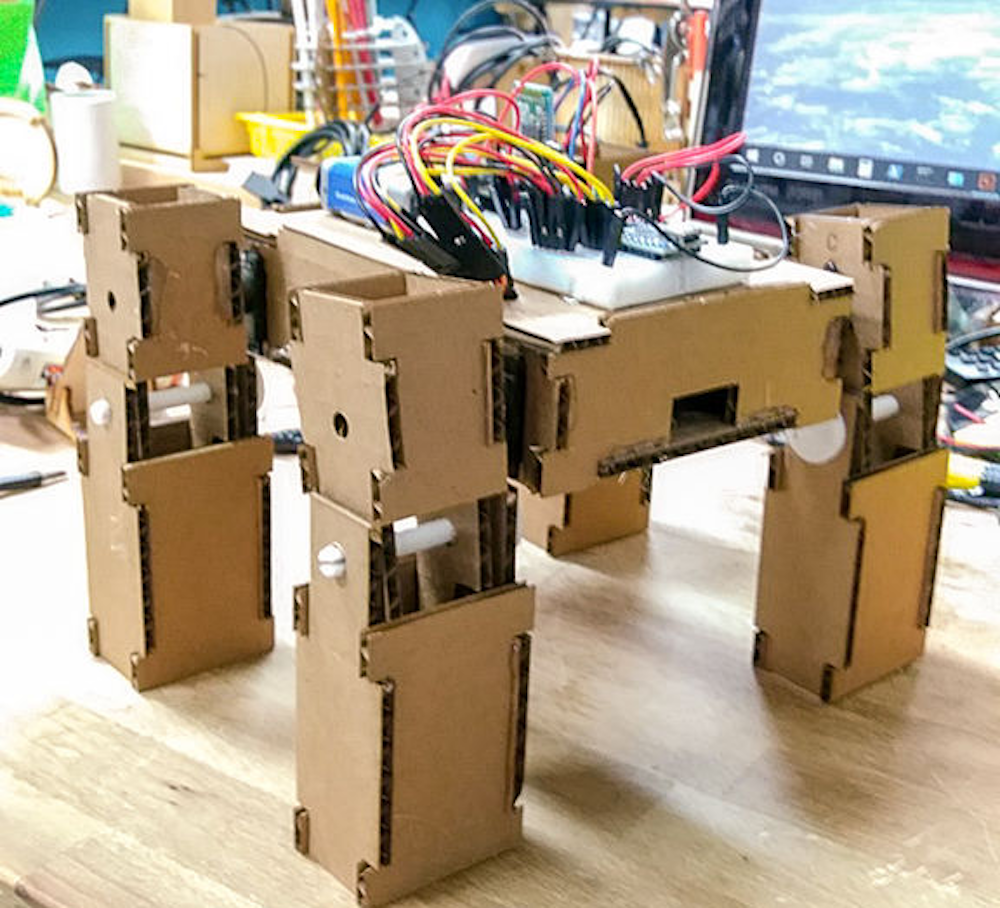 Walking robot with store cardboard