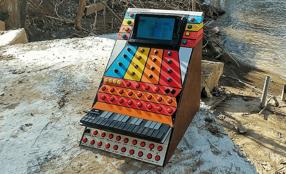 Arduino Blog The Zt 2020 Is A Portable Sunvox Synth