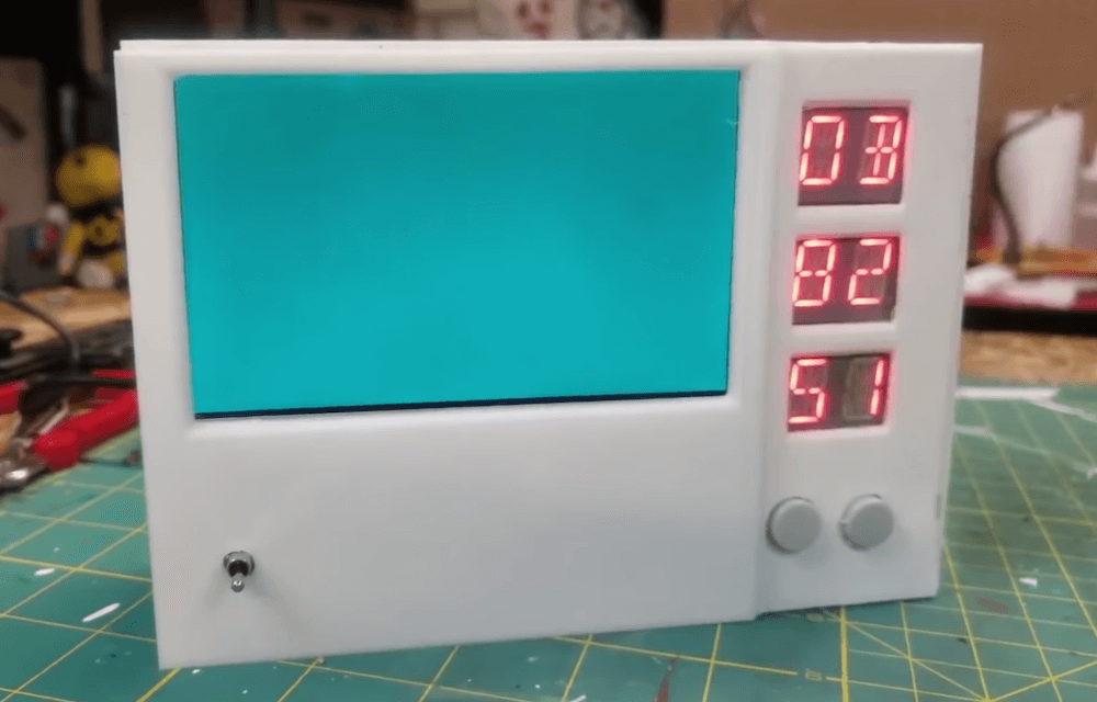 This Arduino-powered clock tells time in colors