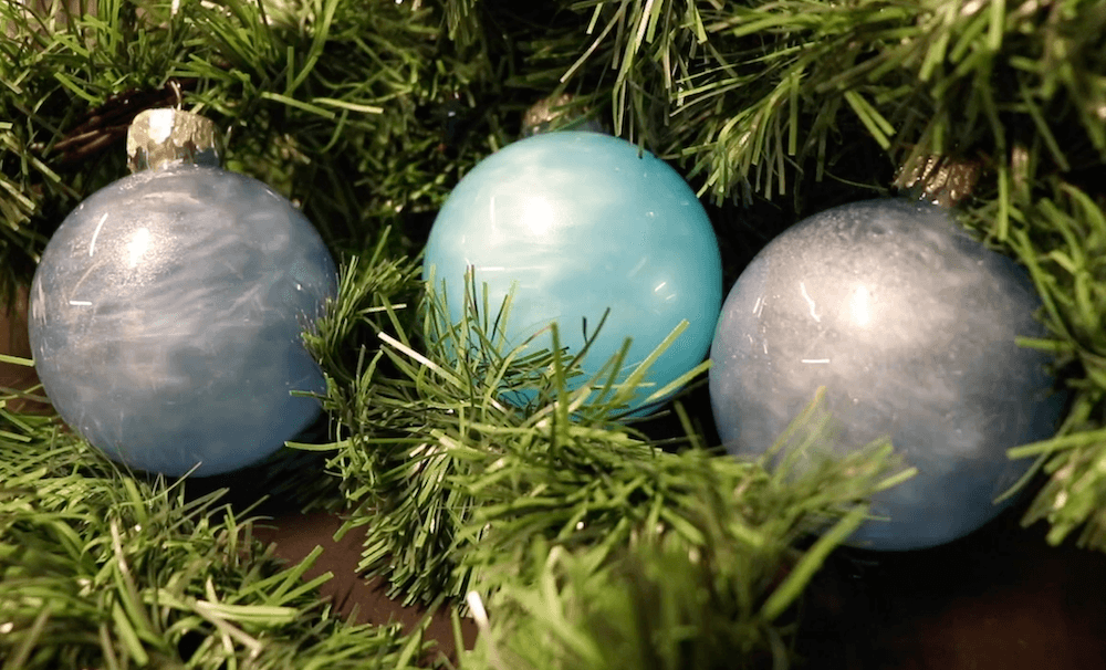 Mesmerize your holiday guests with these motor-driven rheoscopic fluid ornaments
