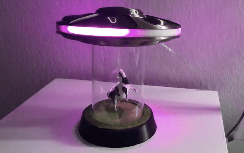 This 3D-printed UFO lamp will leave you amoosed!