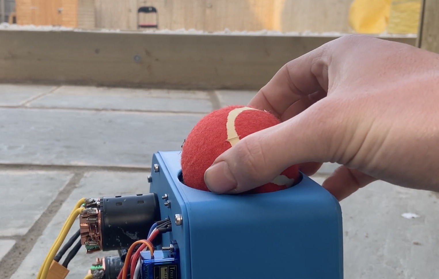 This Arduino Controlled Ball Launcher