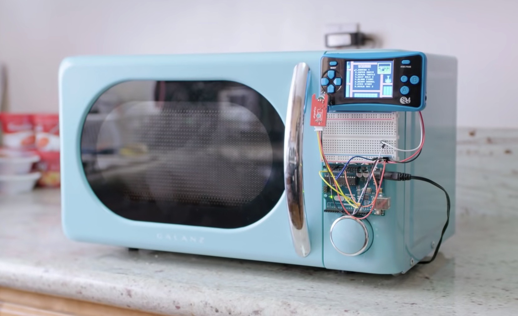 Allen Pan’s Arduino-controlled microwave only works while gaming