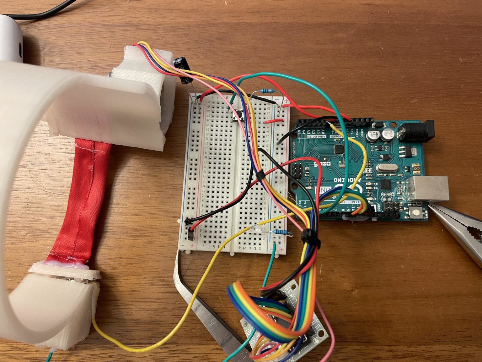 AutoStrap is a self-tightening strap that's like something out of Back ...