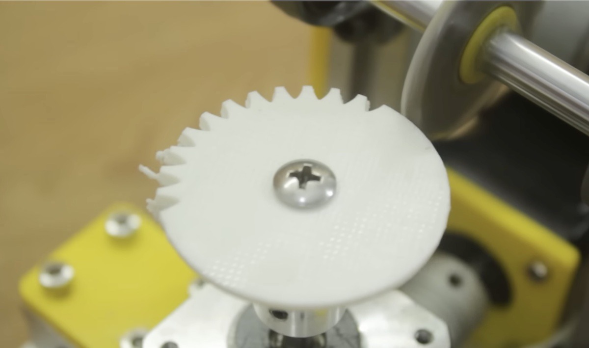 This handy machine automatically cuts plastic gears arduino blog