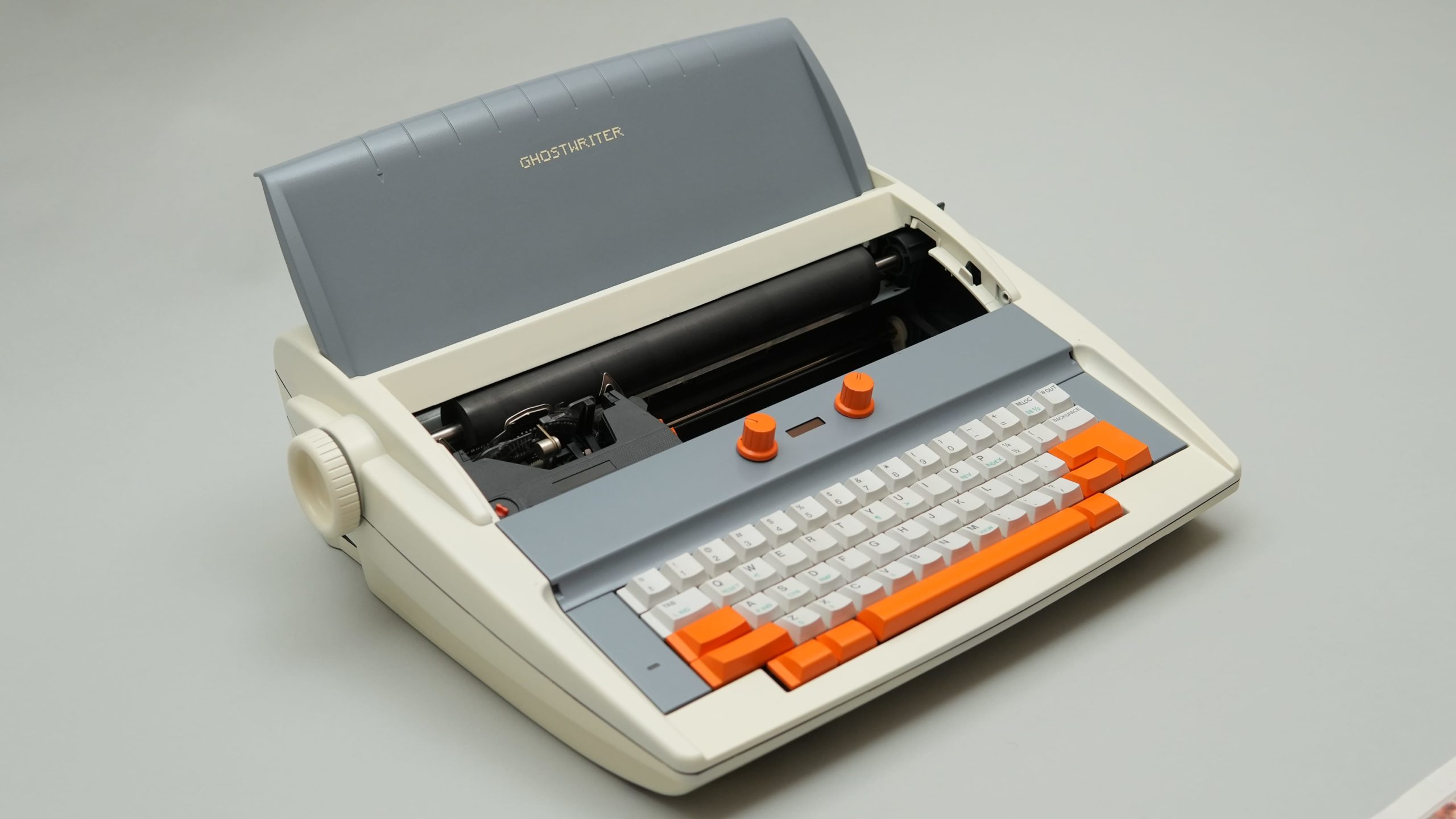 Ghostwriter is a beautiful typewriter with a built-in AI co-author