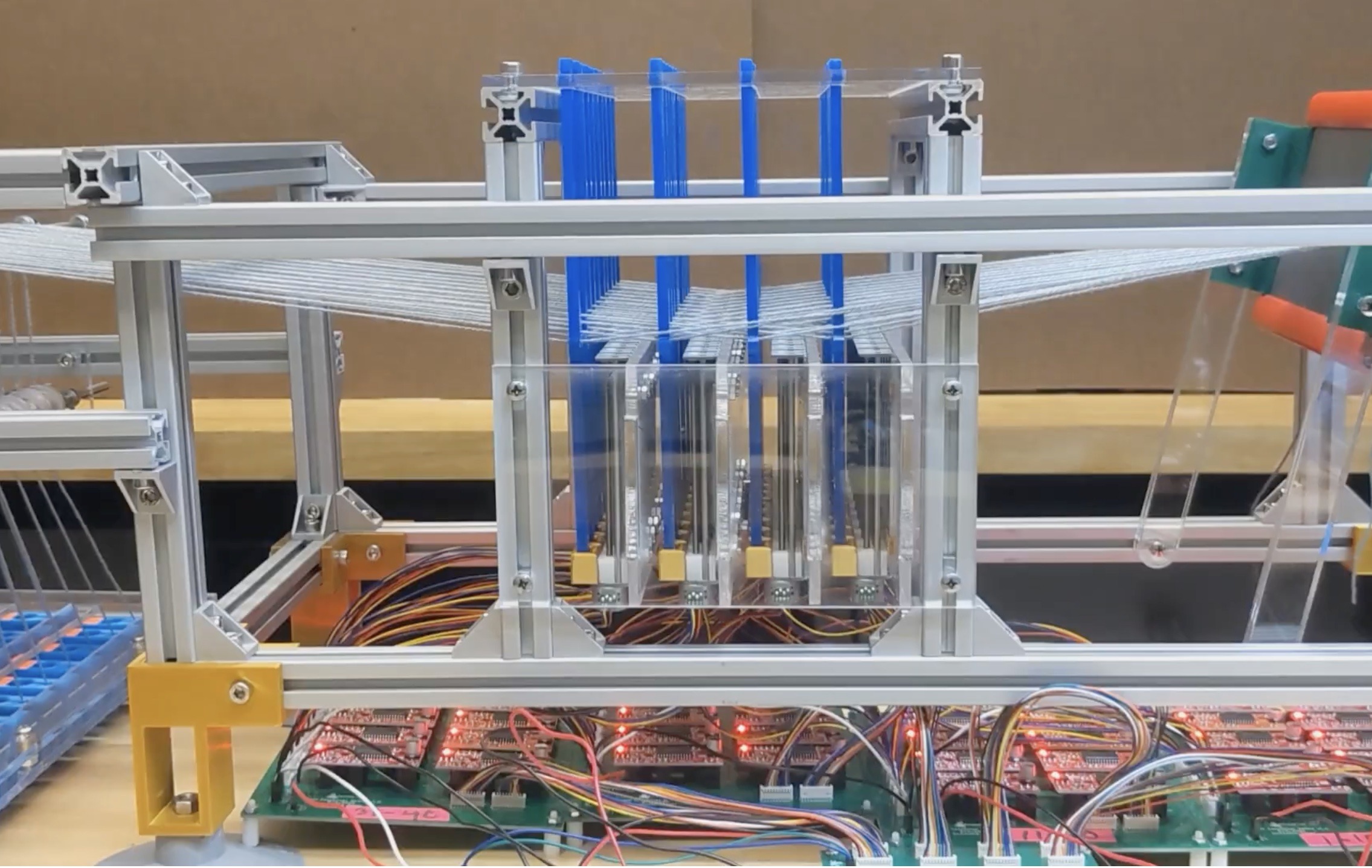 Open-source loom encourages interdisciplinary learning