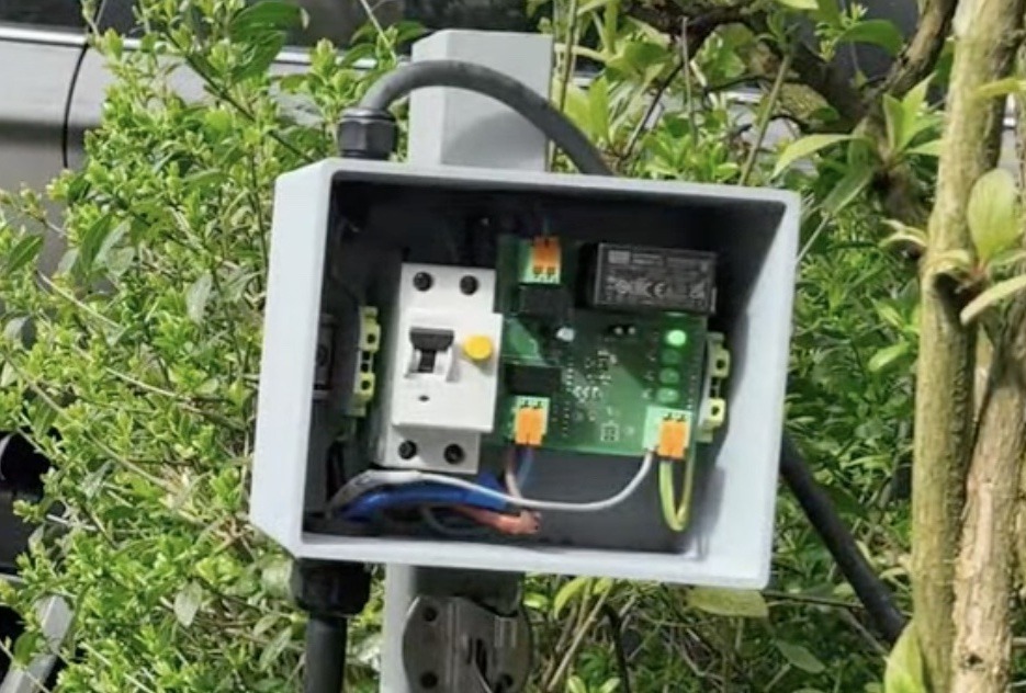 Creating a low-cost EV charging station with Arduino
