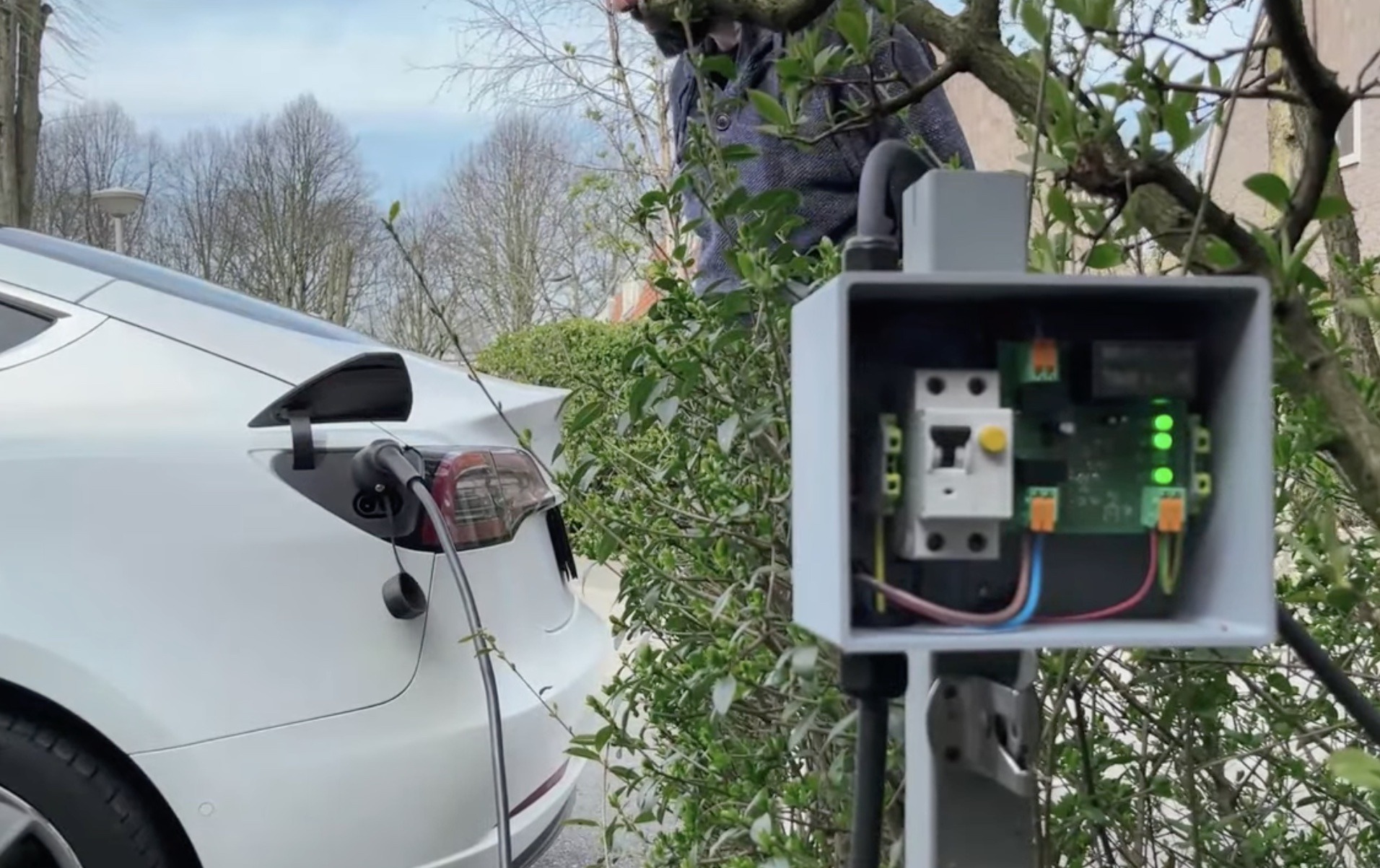 Creating a lowcost EV charging station with Arduino Arduino Blog