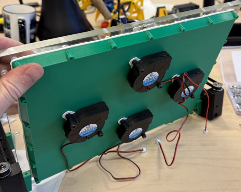 Old 3D printer becomes new Arduino UNO Q-controlled pen plotter ...